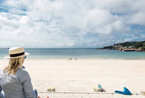 Chambre Avec Balcon Et Vue Sur La Mer