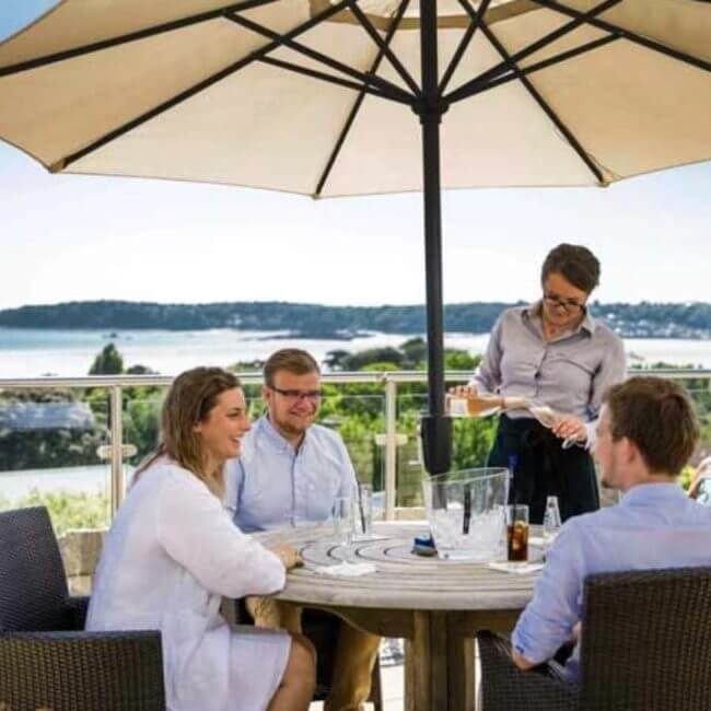 hotel-cristina-jersey-terrace-dining